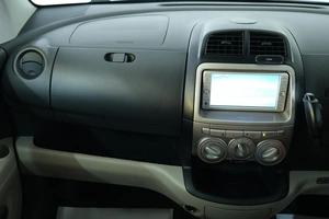 Хетчбэк Toyota Passo 2009 года, 629000 рублей, Омск