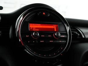 Хетчбэк MINI Cooper 2014 года, 1360444 рублей, Москва