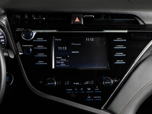 Седан Toyota Camry 2018 года, 2470000 рублей, Тюмень