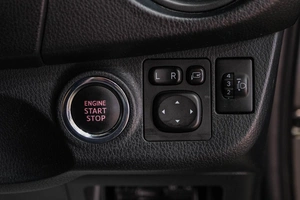 Хетчбэк Toyota Vitz 2019 года, 1029000 рублей, Новокузнецк