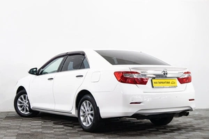Седан Toyota Camry 2012 года, 1489000 рублей, Сургут