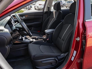 Седан Kia Cerato 2019 года, 1819000 рублей, Краснодар