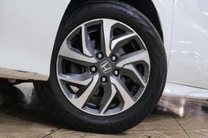 Минивэн Honda Stepwgn Spada 2016 года, 1799000 рублей, Новокузнецк