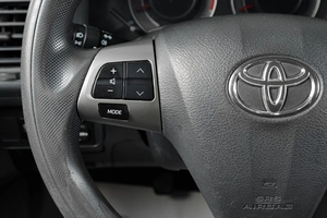 Седан Toyota Corolla 2011 года, 799000 рублей, Тюмень