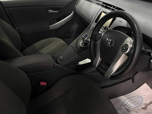 Лифтбек Toyota Prius 2011 года, 999000 рублей, Красноярск