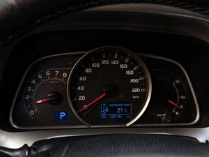Внедорожник Toyota RAV4 2015 года, 1990000 рублей, Краснодар