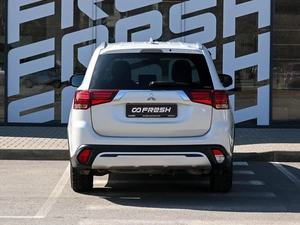 Внедорожник Mitsubishi Outlander 2019 года, 2280000 рублей, Волгоград