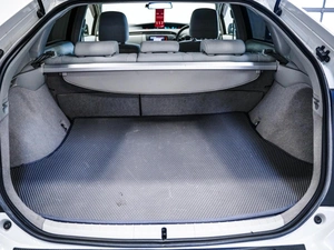 Лифтбек Toyota Prius 2011 года, 939000 рублей, Красноярск