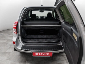 Внедорожник Toyota RAV4 2010 года, 1590000 рублей, Красноярск