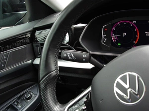 Седан Volkswagen Passat 2023 года, 3550000 рублей, Владимир