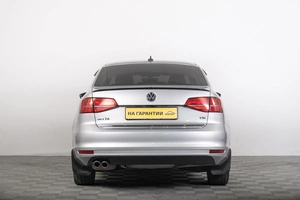 Седан Volkswagen Jetta 2018 года, 1579000 рублей, Томск