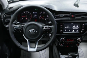 Седан Kia Rio 2018 года, 1538000 рублей, Солонцы