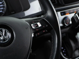 Минивэн Volkswagen Multivan 2019 года, 5250050 рублей, Москва