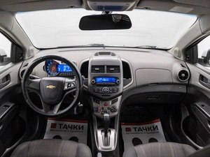 Седан Chevrolet Aveo 2013 года, 680000 рублей, Красноярск