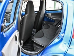 Хетчбэк Peugeot 107 2009 года, 469000 рублей, Кирилловка