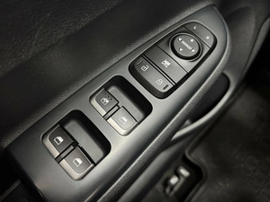 Седан Kia Rio 2019 года, 1295000 рублей, Красноярск