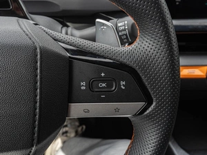 Лифтбек Changan UNI-V 2023 года, 2300000 рублей, Краснодар