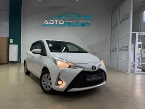 Хетчбэк Toyota Vitz 2018 года, 969000 рублей, Красноярск