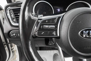 Хетчбэк Kia Ceed 2018 года, 1489000 рублей, Барнаул