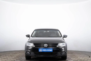 Седан Volkswagen Jetta 2012 года, 849000 рублей, Пермь