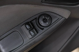 Хетчбэк Ford Focus 2012 года, 649000 рублей, Новокузнецк