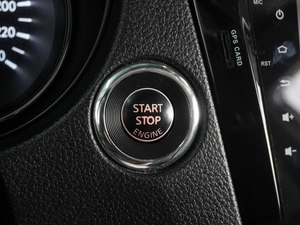 Внедорожник Nissan X-Trail 2018 года, 1899000 рублей, Воронеж