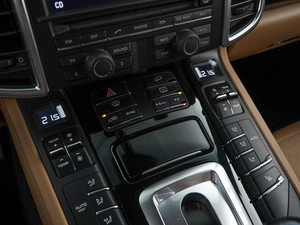 Внедорожник Porsche Cayenne S 2014 года, 3293055 рублей, Москва