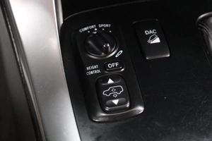 Внедорожник Toyota Land Cruiser Prado 2007 года, 2439000 рублей, Омск