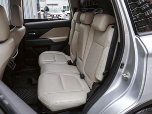 Внедорожник Mitsubishi Outlander 2020 года, 2230000 рублей, Краснодар