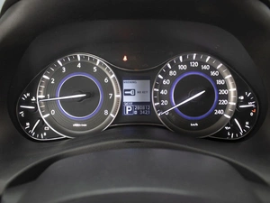 Внедорожник Infiniti QX56 2012 года, 2120777 рублей, Омск