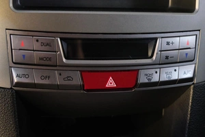 Универсал Subaru Outback 2011 года, 1519000 рублей, Омск