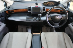 Минивэн Honda Freed 2010 года, 1089000 рублей, Омск