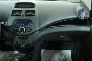 Хетчбэк Chevrolet Spark 2012 года, 539000 рублей, Омск