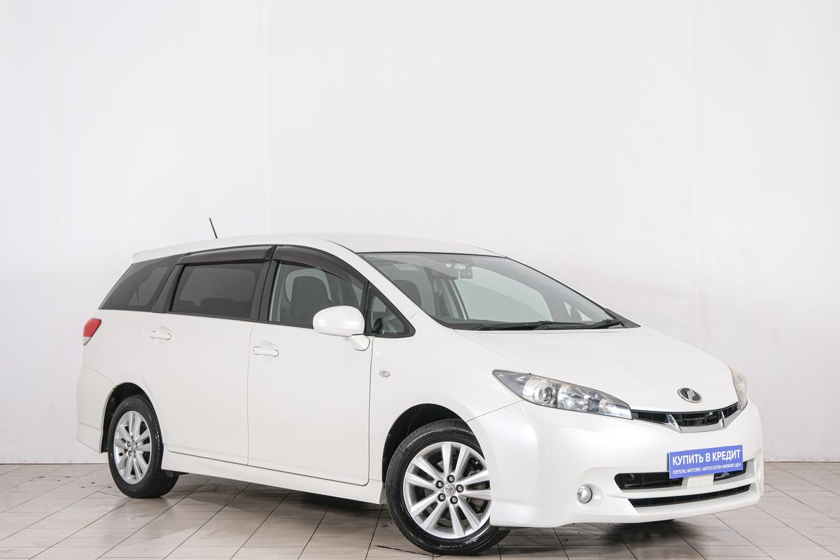 Минивэн Toyota Wish 2011 года, 1199000 рублей, Красноярск