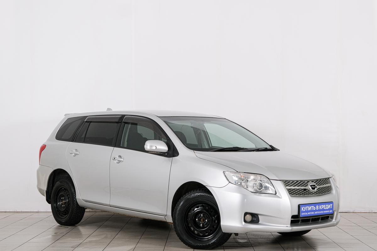 Универсал Toyota Corolla Fielder 2007 года, 699000 рублей, Красноярск