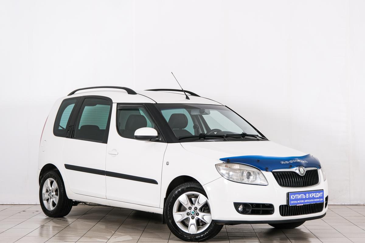 Минивэн Skoda Roomster 2009 года, 649000 рублей, Красноярск