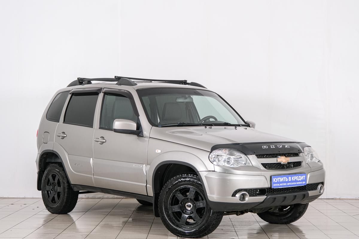 Внедорожник Chevrolet Niva 2016 года, 799000 рублей, Красноярск