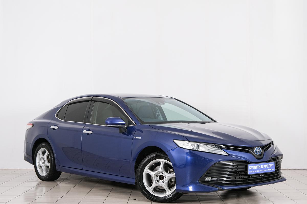 Седан Toyota Camry 2017 года, 2099000 рублей, Красноярск