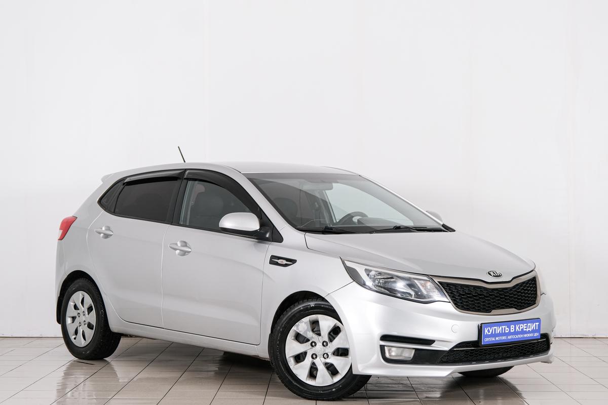Хетчбэк Kia Rio 2015 года, 799000 рублей, Красноярск