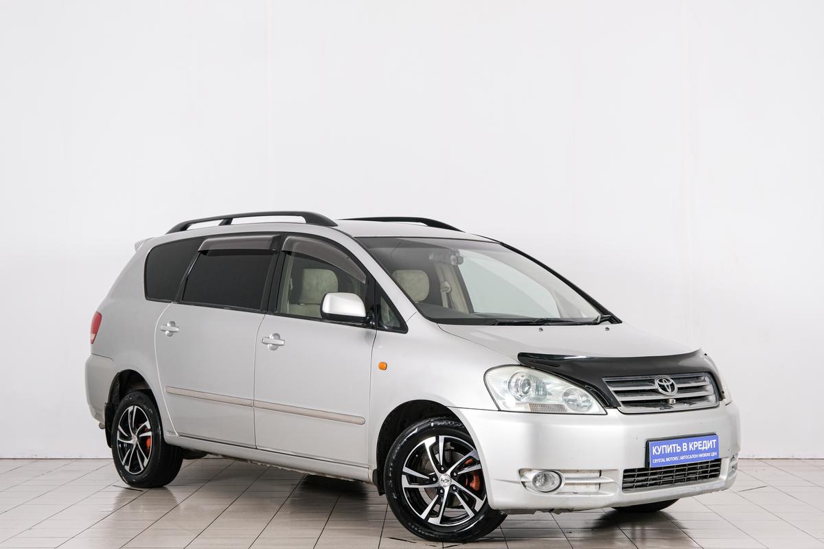 Минивэн Toyota Ipsum 2001 года, 829000 рублей, Красноярск