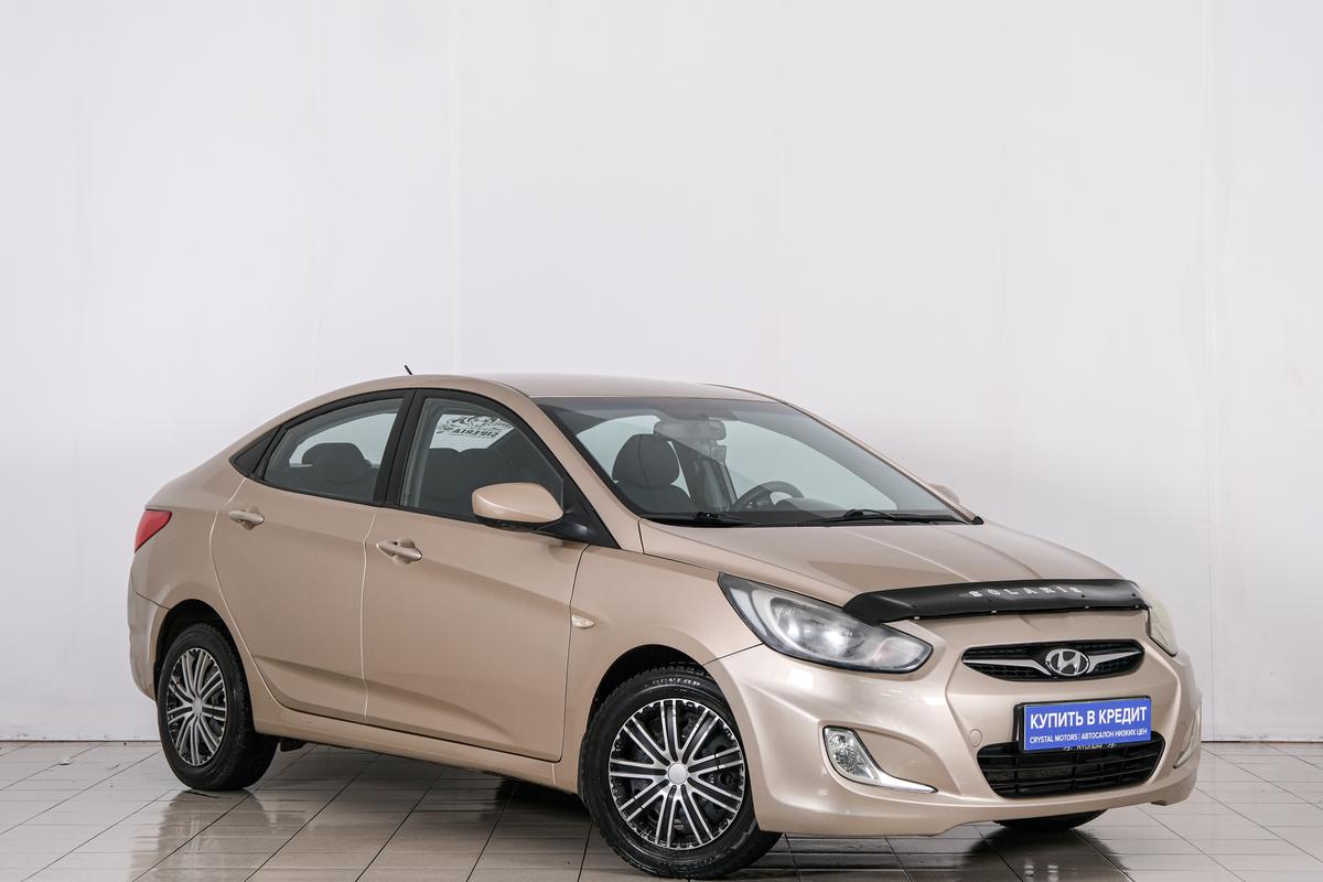 Седан Hyundai Solaris 2012 года, 829000 рублей, Красноярск