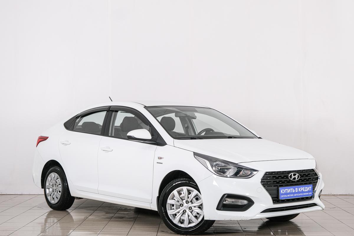 Седан Hyundai Solaris 2019 года, 1649000 рублей, Красноярск