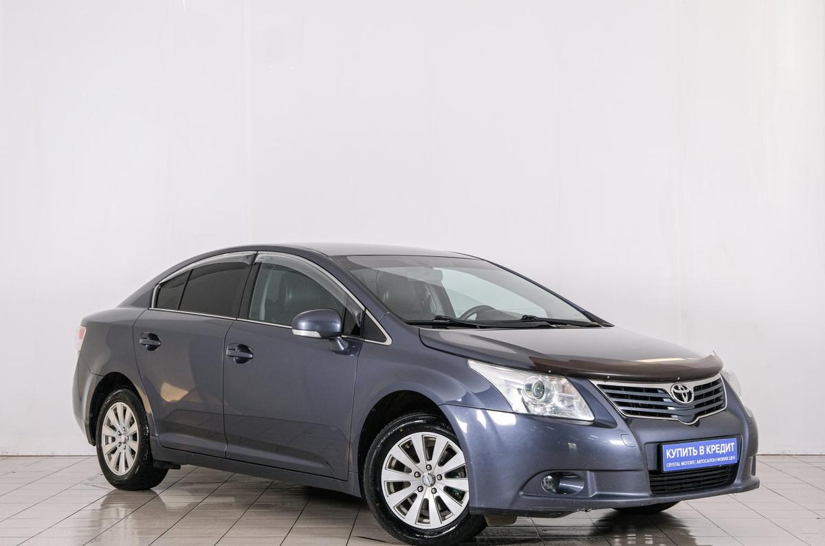 Седан Toyota Avensis 2010 года, 1229000 рублей, Красноярск