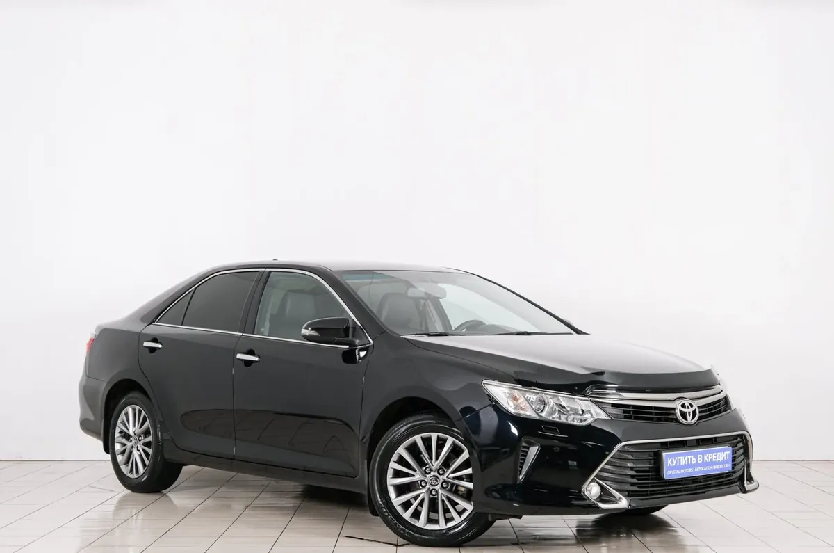 Седан Toyota Camry 2016 года, 2389000 рублей, Красноярск