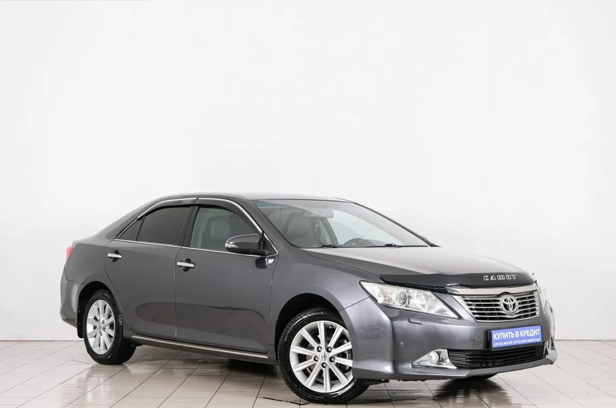 Седан Toyota Camry 2013 года, 2099000 рублей, Красноярск