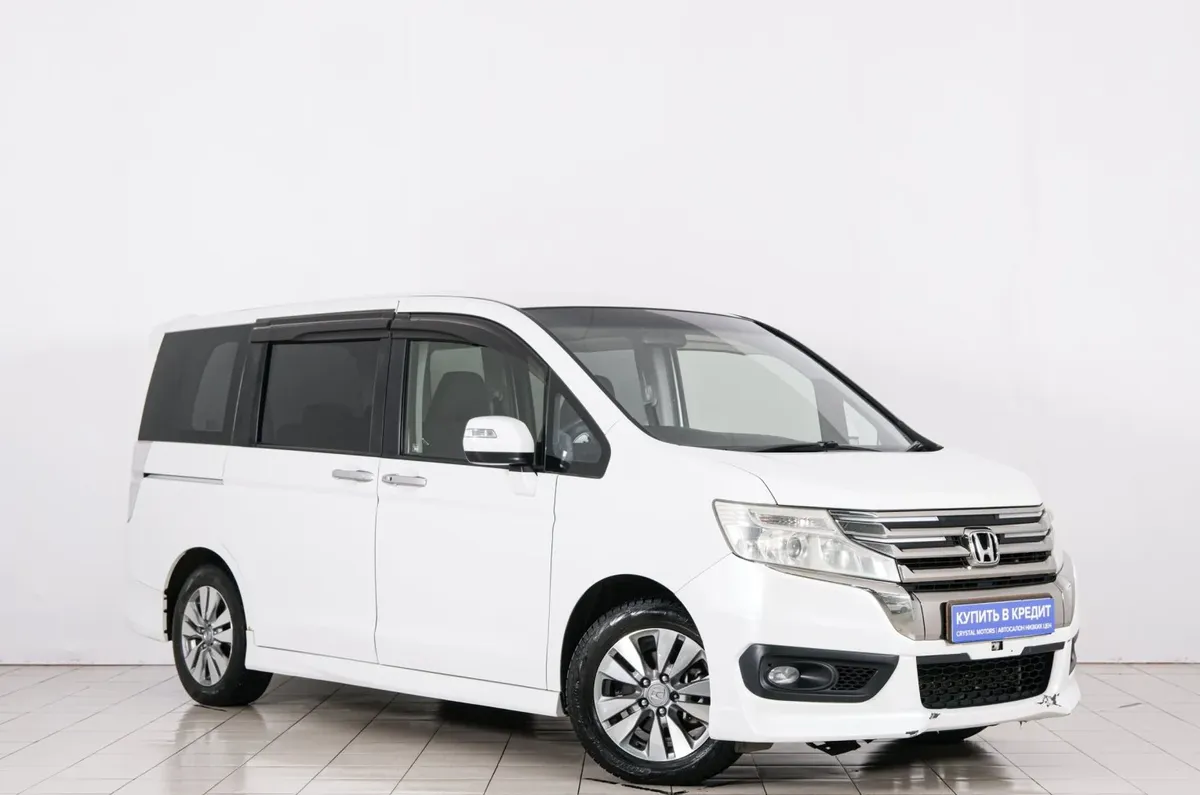 Минивэн Honda Stepwgn Spada 2013 года, 1489000 рублей, Красноярск