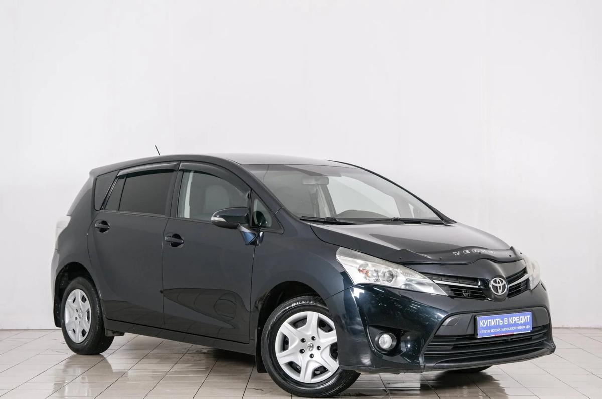 Минивэн Toyota Verso 2013 года, 1289000 рублей, Красноярск