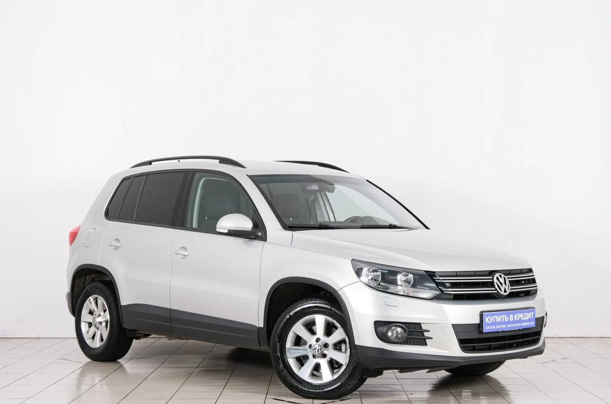 Внедорожник Volkswagen Tiguan 2013 года, 1299000 рублей, Красноярск