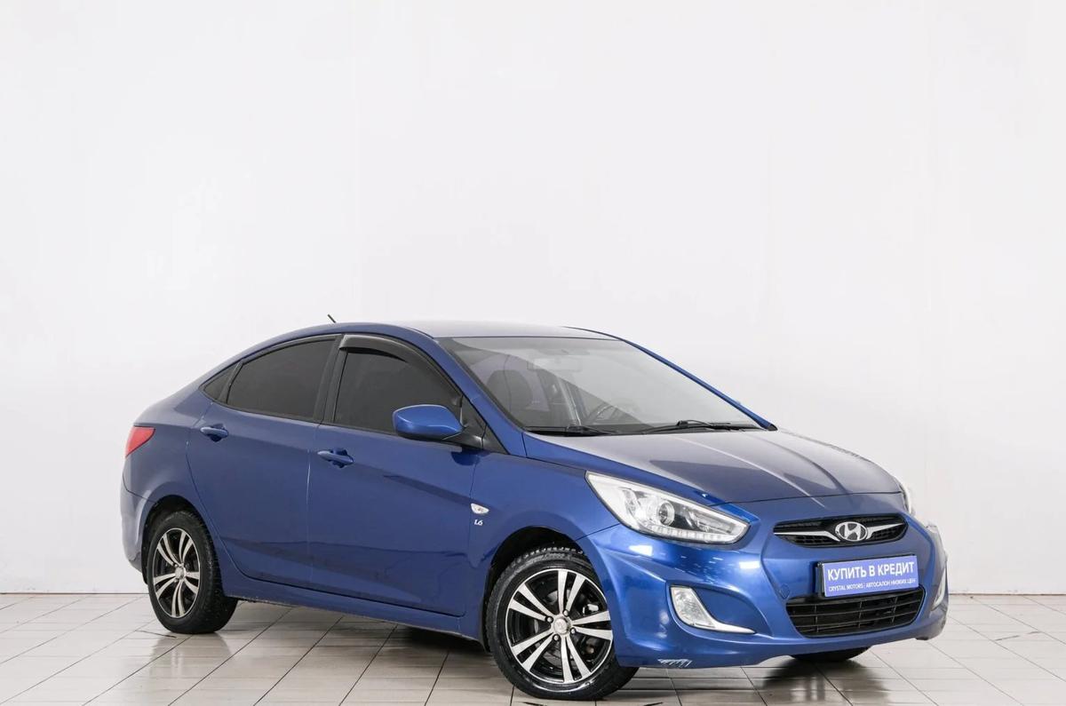 Седан Hyundai Solaris 2013 года, 899000 рублей, Красноярск