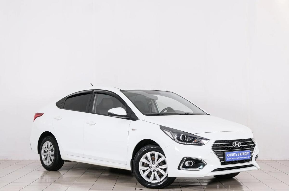 Седан Hyundai Solaris 2019 года, 1499000 рублей, Красноярск